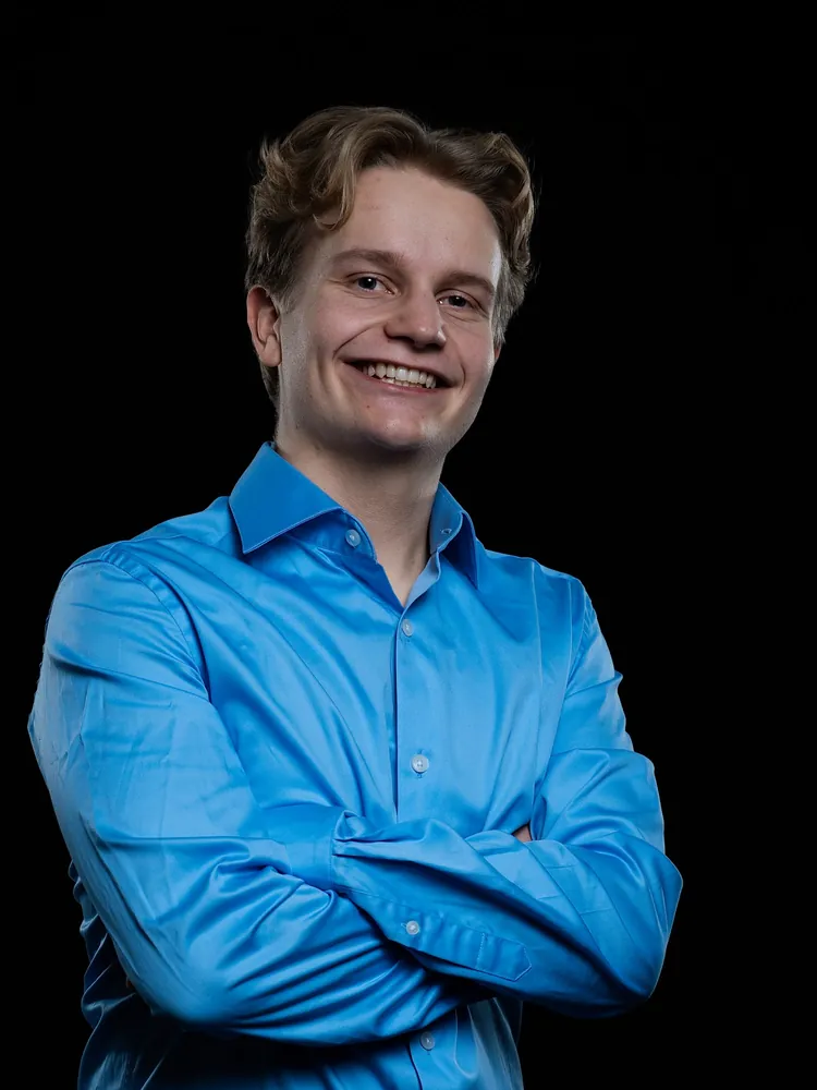 Konsta Karjalainen, Operatiivinen johtaja